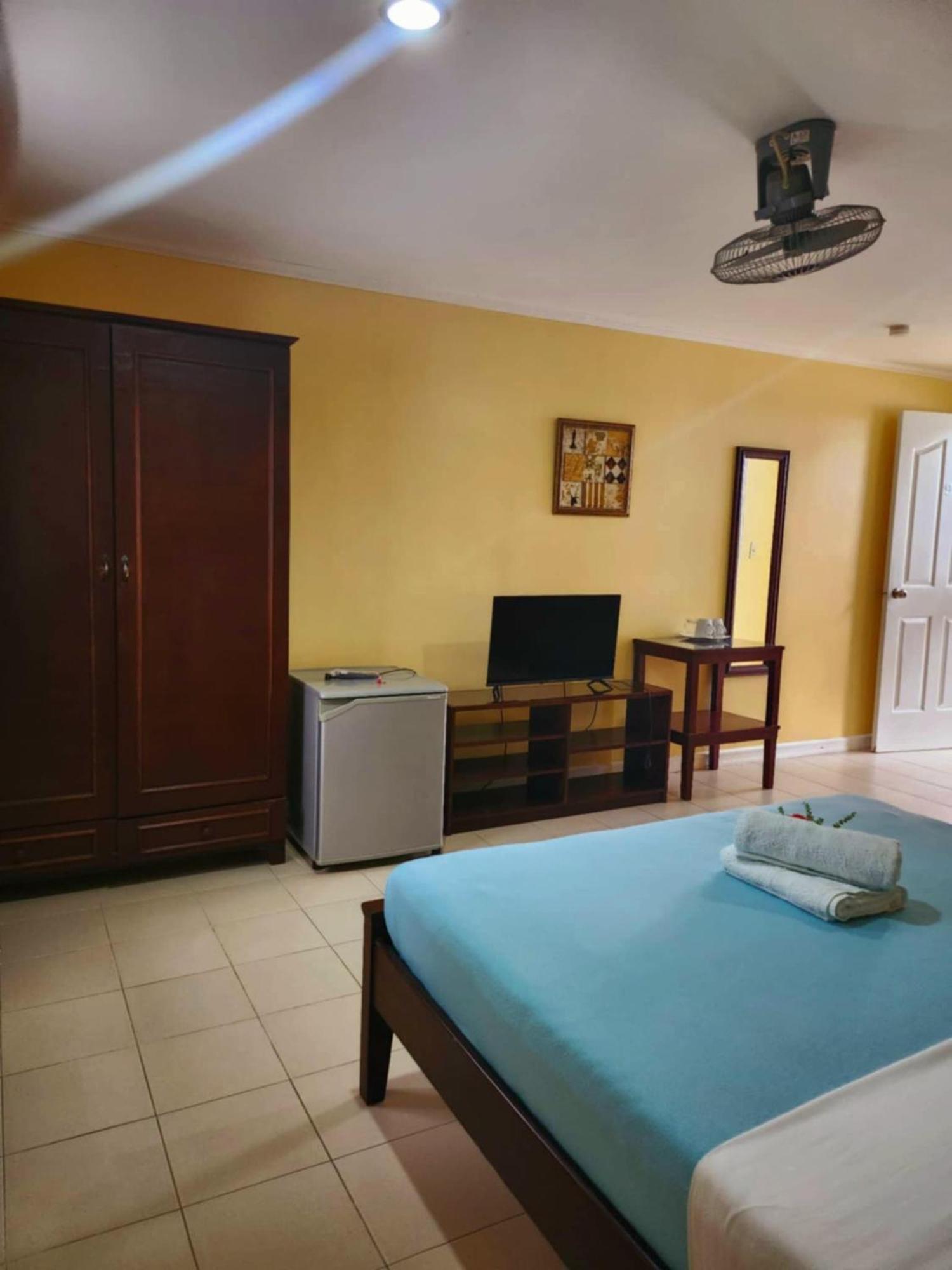 Villa Del Pueblo Inn ปางเลา ภายนอก รูปภาพ